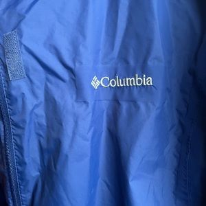 Columbia Rain Jacket - size L- Blue